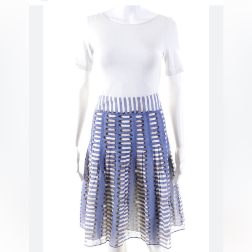 Akris Punto Blue and White A-Line Skirt